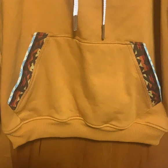 sweater - Picture 2 of 3